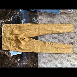 BRAND NEW - Lululemon Ice Dye Fast and Free size 4